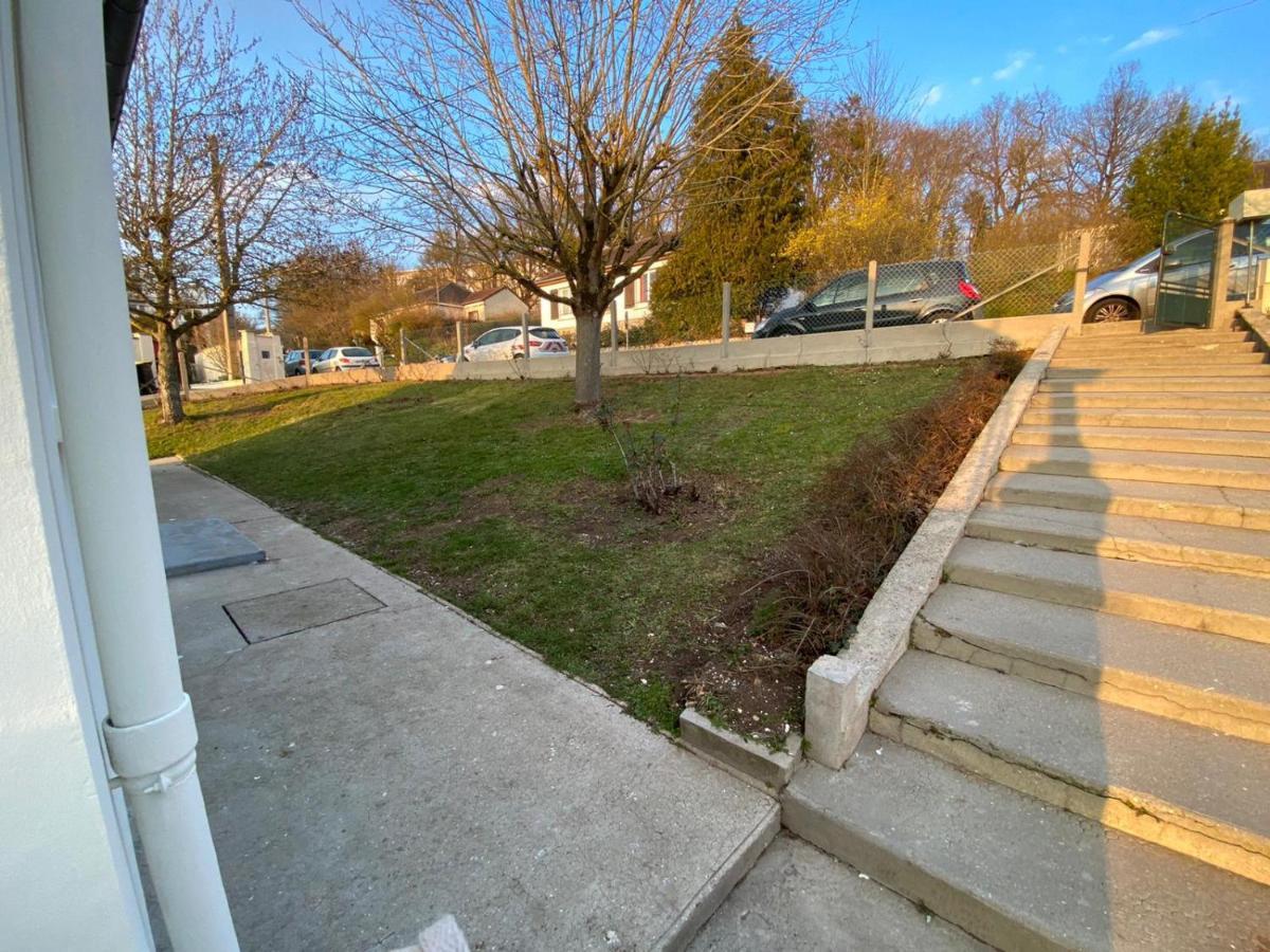 Maison Entiere Avec Jardin Et Une Belle Vue Villa Evreux Exterior photo